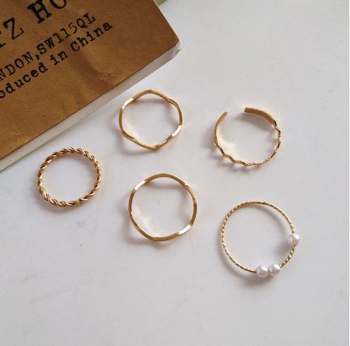 Tổng hợp sách